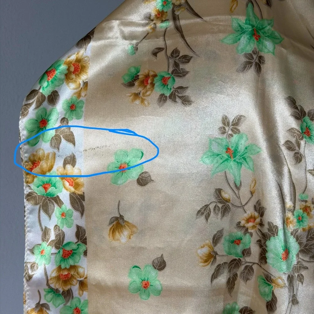 Flowy ERBIL Floral Satin Floral Scarf Gold Tone Mint Vintage Spring Accessory